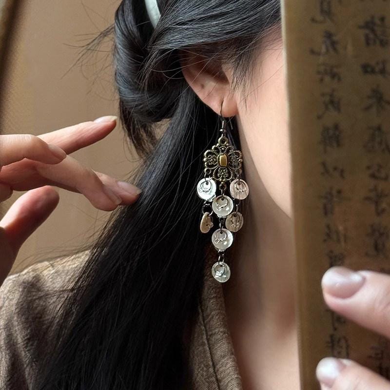 Vintage Metal Shell Long Tassel Fringe Earrings
