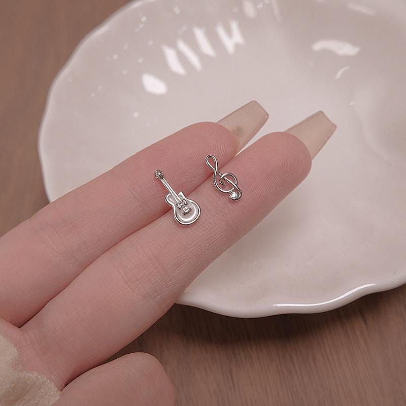 S925 Guitar Music Note Stud Earrings