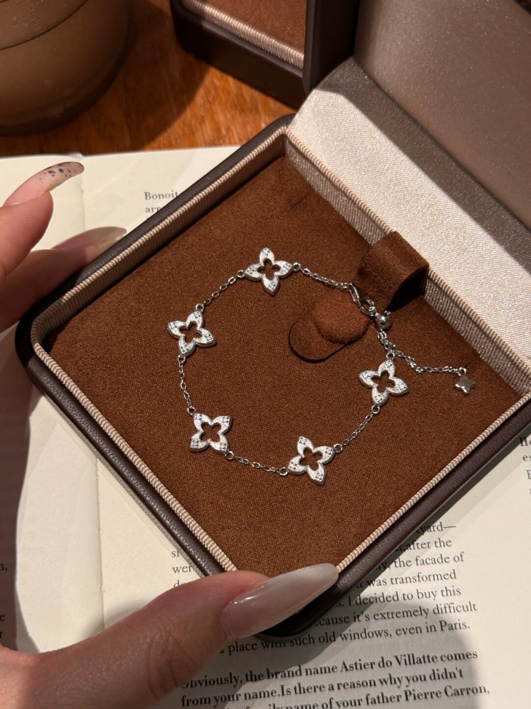 Lucky Clover Necklace and Bracelet Jewelry Set