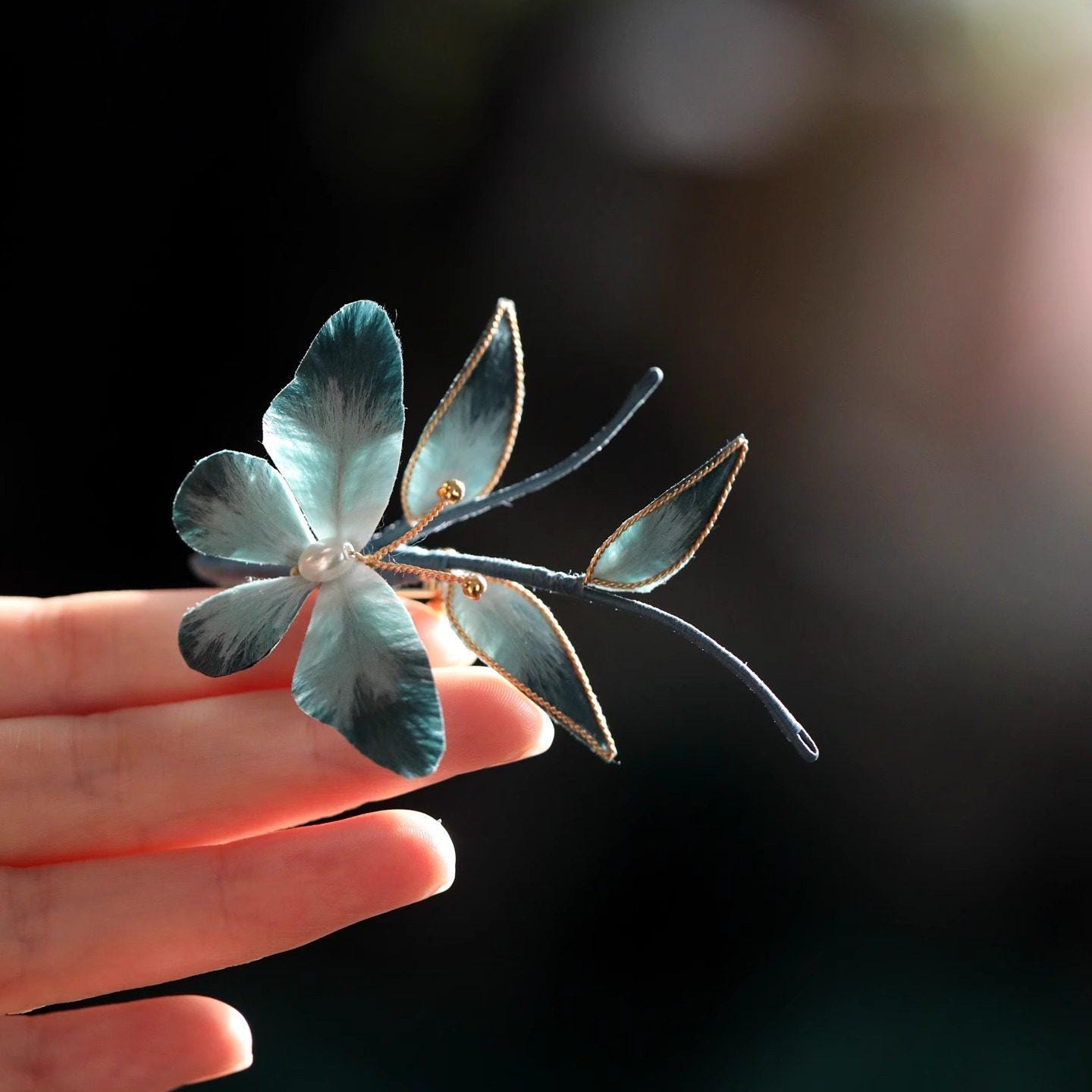 Silk Butterfly Brooch Handmade Ronghua Velvet Flower