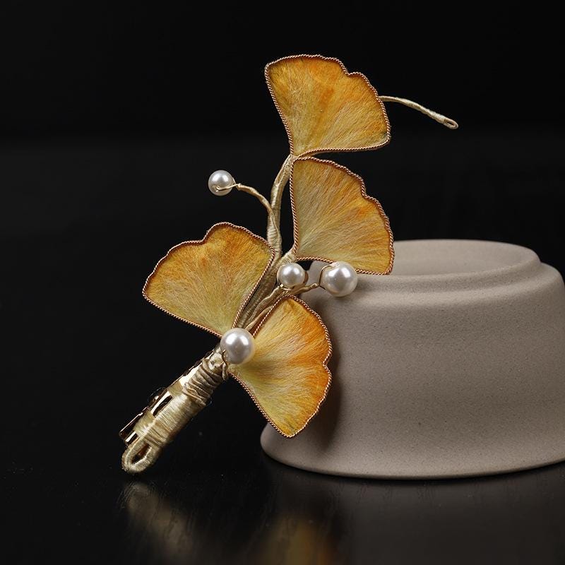 Handmade Silk Flower Hair Clip Pearl Bee Hairpin